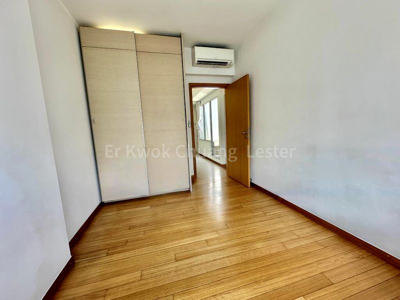 3 Bed Condo for Rent in  8 @ Mount Sophia - Image 6