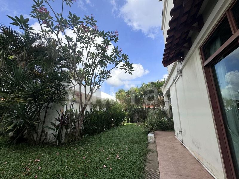 5 Bed Semi-Detached House (Landed) for Rent in  Pavilion Park - Image 3