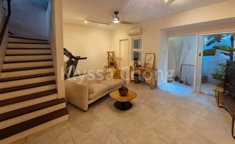 5 Bed Terraced House (Landed) for Sale in  Binjai Crest - Image 6
