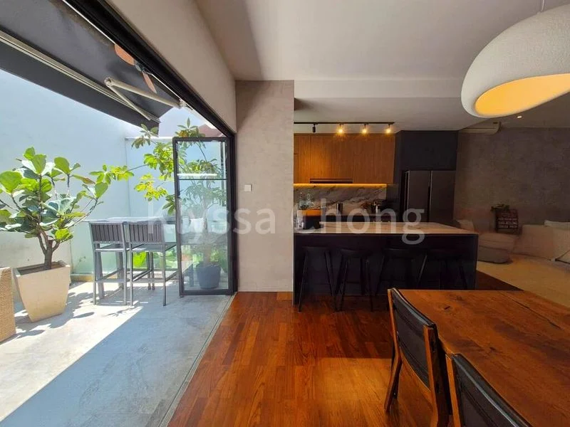 5 Bed Terraced House (Landed) for Sale in  Binjai Crest - Image 3