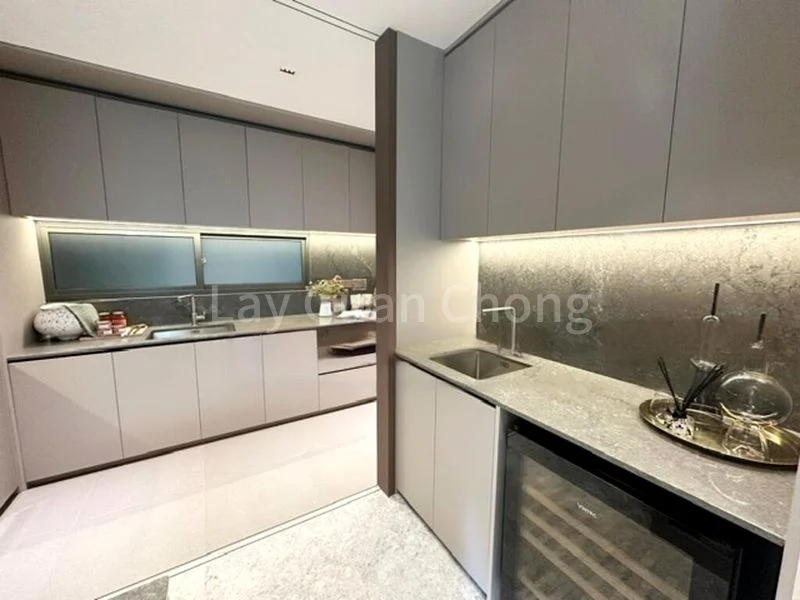 3 Bed Apartment (Condo) for Sale in Amberglades - Image 5