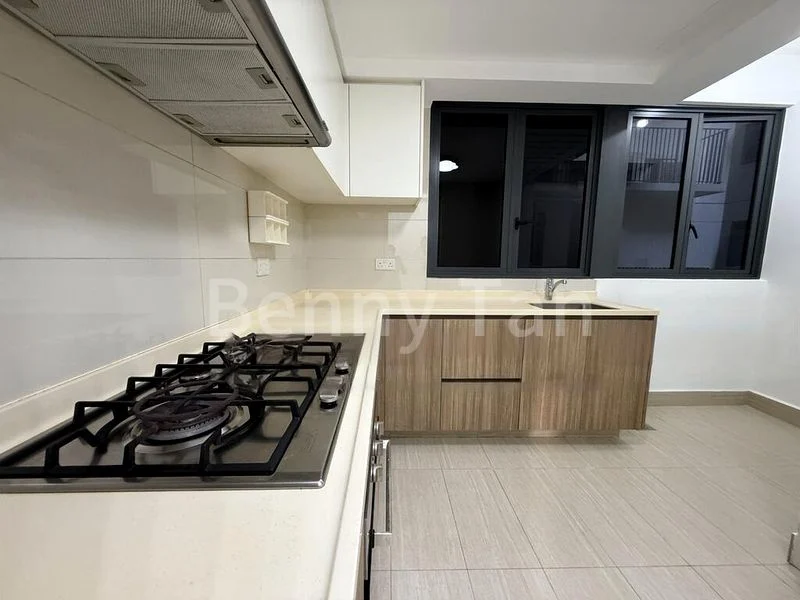 3 Bed Executive Condo for Sale in  Hundred Palms Residences - Image 4