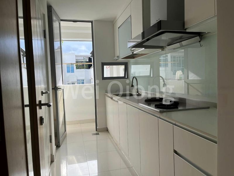 3 Bed Condo for Rent in  Bluwaters 2 - Image 9