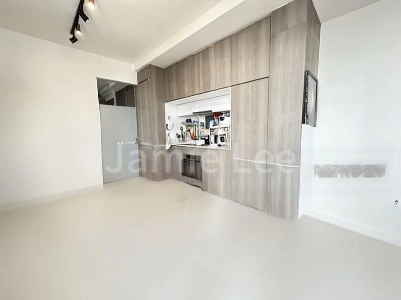 1 Bed Condo for Rent in  The Tembusu - Image 7