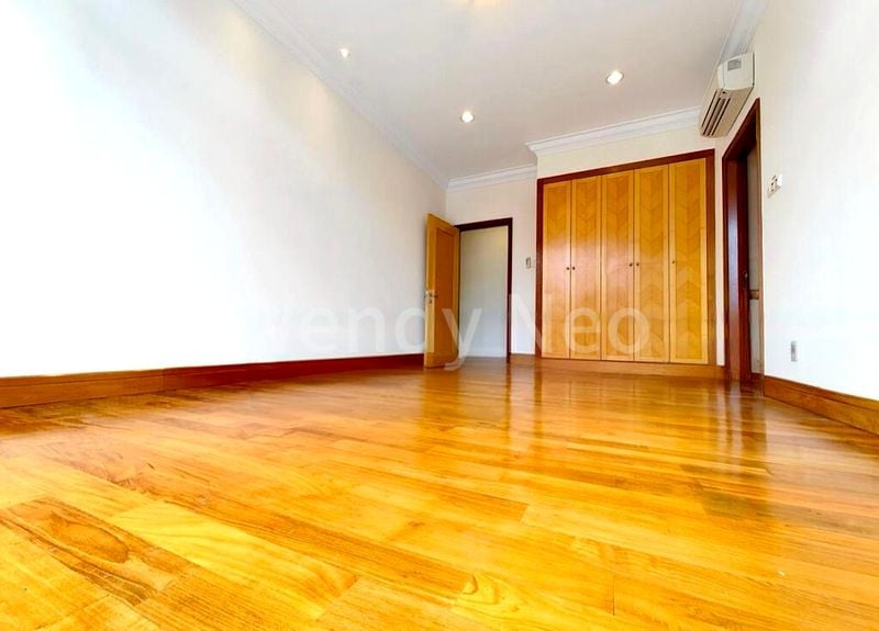 6 Bed Bungalow (Landed) for Rent in  Villas Holland - Image 9