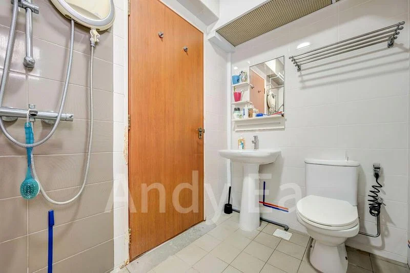 4 Room (4A) HDB for Sale in 224C Sumang Lane - Image 7