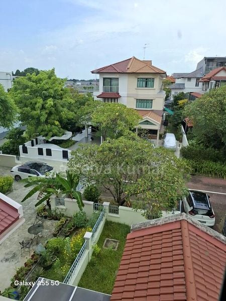 5 Bed Semi-Detached House (Landed) for Rent in  Eastwood Drive - Image 1