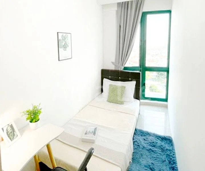 Common Room (Condo) for Rent in Fortune Jade - Image 1
