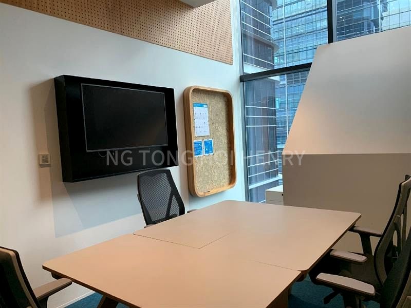 Office for Rent: TAHIR BUILDING - Image 4