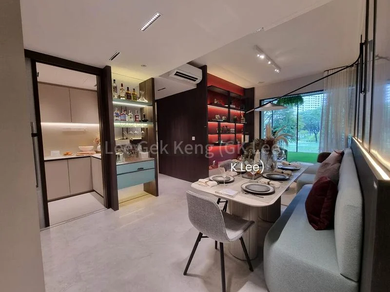 3 Bed Executive Condo for Sale in Altura - Image 1