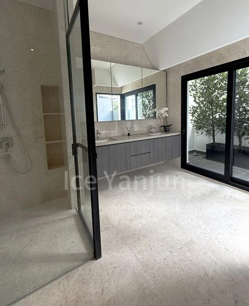 5+1 Bed Terraced House (Landed) for Sale in  Jalan Elok - Image 12