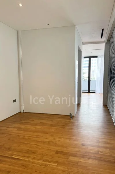 5+1 Bed Terraced House (Landed) for Sale in  Jalan Elok - Image 11