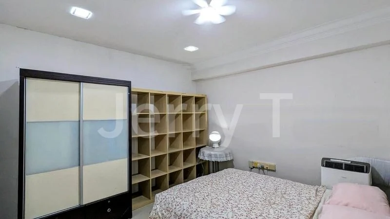 Master Room (Condo) for Rent in  Lakeside Tower - Image 8