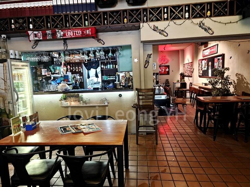 Food & Beverage for Rent: 2 Sixth Avenue - Image 1