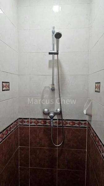 Master Room (Landed) for Rent in  Lorong 110 Changi - Image 5