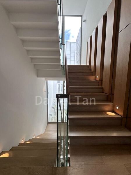 4 Bed Condo for Rent in  White House Residences - Image 2