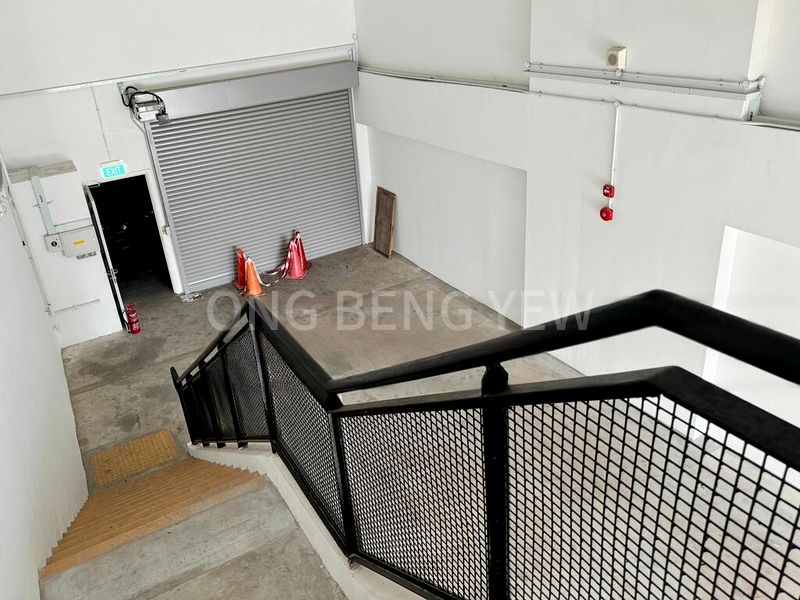 Light Industrial (B1) for Sale: Inspace - Image 1