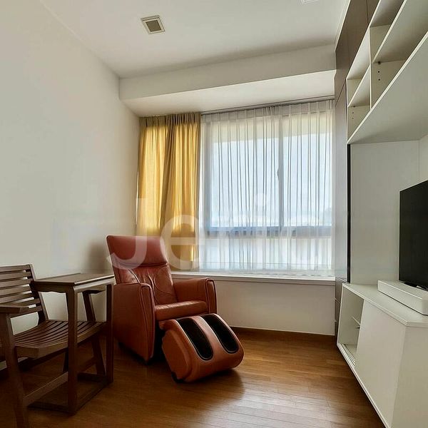 5 Bed Condo for Sale in  The Lucent - Image 7