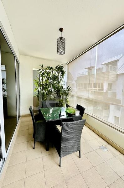 5 Bed Condo for Sale in  The Lucent - Image 4