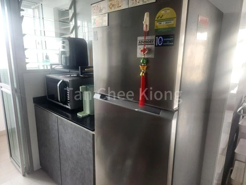 3 Room (3NG) HDB for Rent in  441A Bukit Batok West Avenue 8 - Image 2