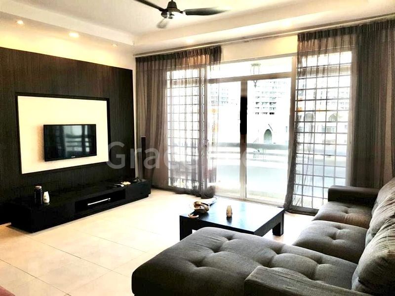 4 Bed Condo for Sale in  Elias Green - Image 2