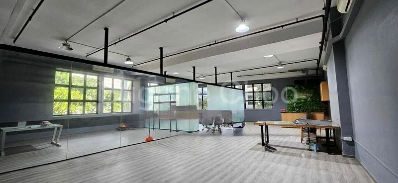 Light Industrial (B1) for Rent: MAE Building - Image 1