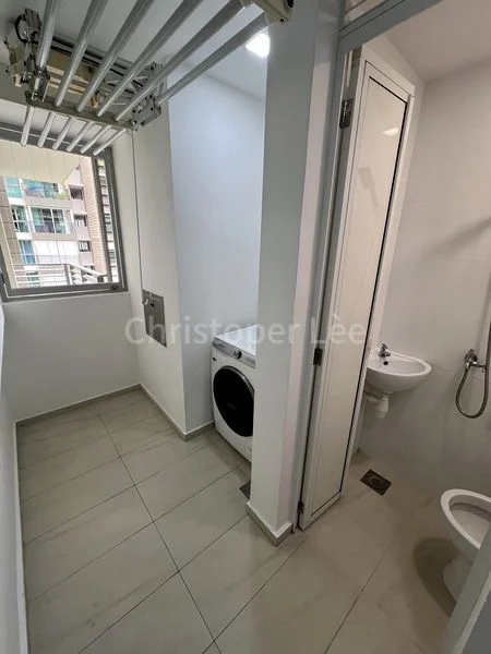 4 Bed Executive Condo for Sale in The Topiary - Image 10