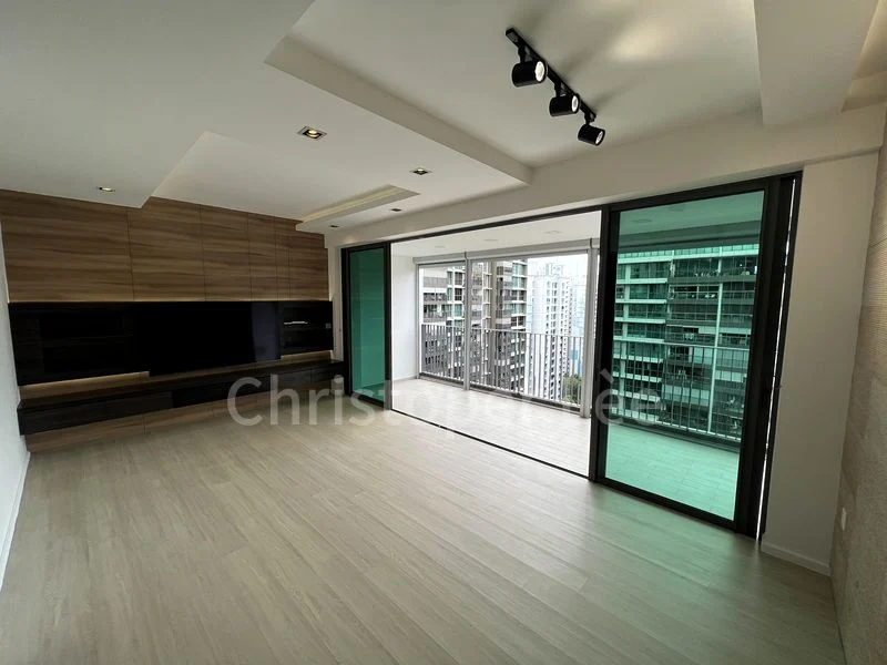 4 Bed Executive Condo for Sale in The Topiary - Image 2