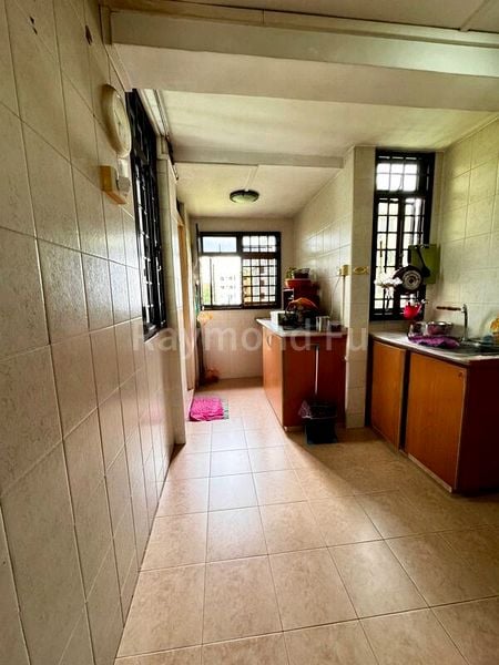 3 Room (3STD) HDB for Sale in  85 Commonwealth Close - Image 2