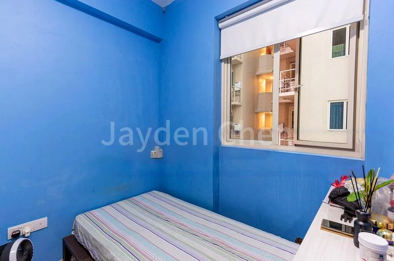 3 Bed Executive Condo for Sale in Watercolours - Image 10