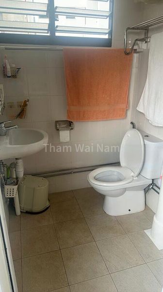 Common Room (HDB) for Rent in  102 Jalan Rajah - Image 2