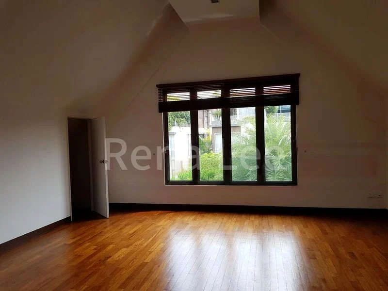 6 Bed Bungalow (Landed) for Sale in  Grove Drive - Image 5