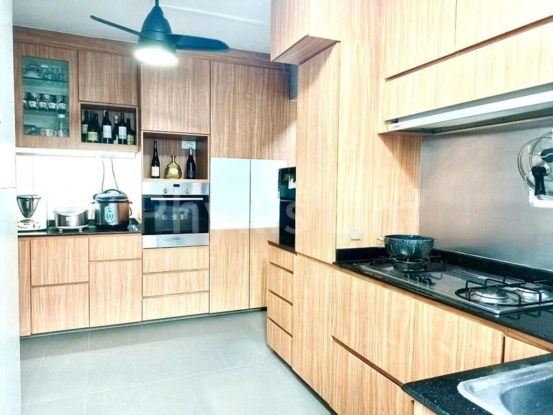 Maisonette HDB for Sale in  134 Petir Road - Image 5