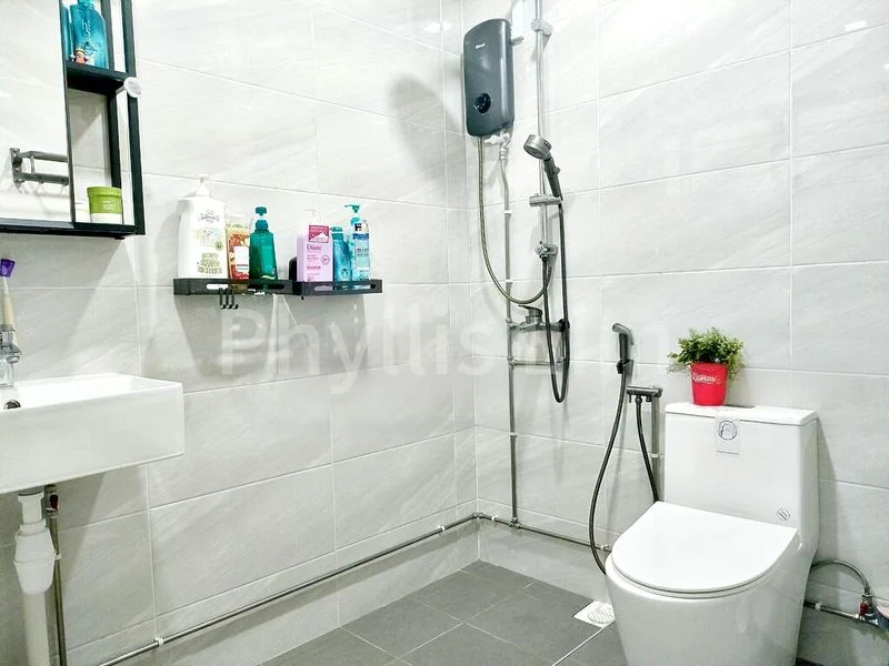 Maisonette HDB for Sale in  134 Petir Road - Image 16