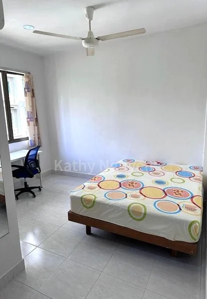 Master Room (Condo) for Rent in  Balmoral Luck - Image 9