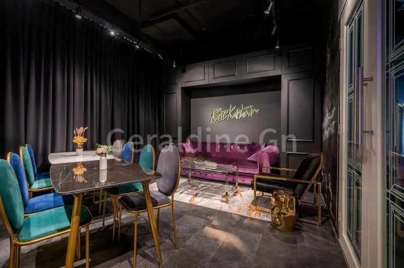 Light Industrial (B1) for Sale: Midview City - Image 3