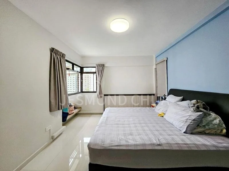 Executive HDB for Sale in  306B Anchorvale Link - Image 2