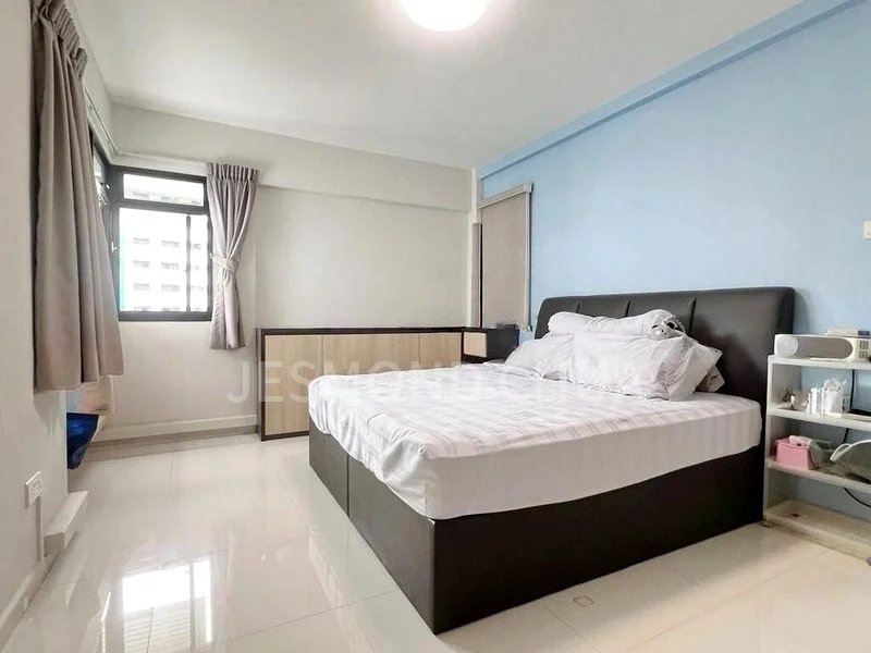 Executive HDB for Sale in  306B Anchorvale Link - Image 4