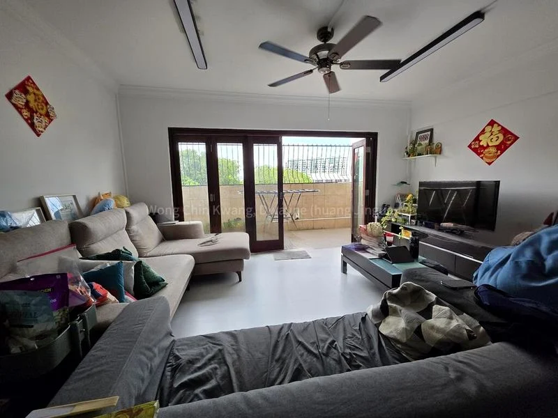 Maisonette HDB for Sale in  318 Serangoon Avenue 2 - Image 1