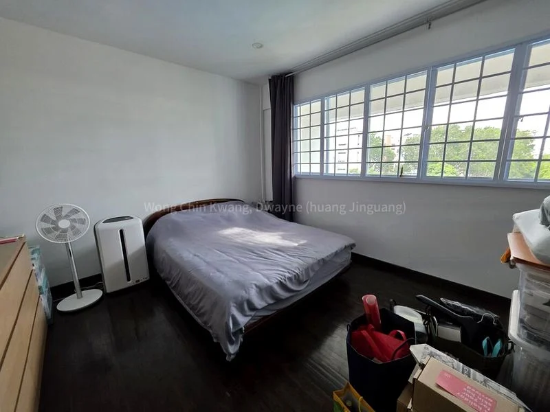 Maisonette HDB for Sale in  318 Serangoon Avenue 2 - Image 5