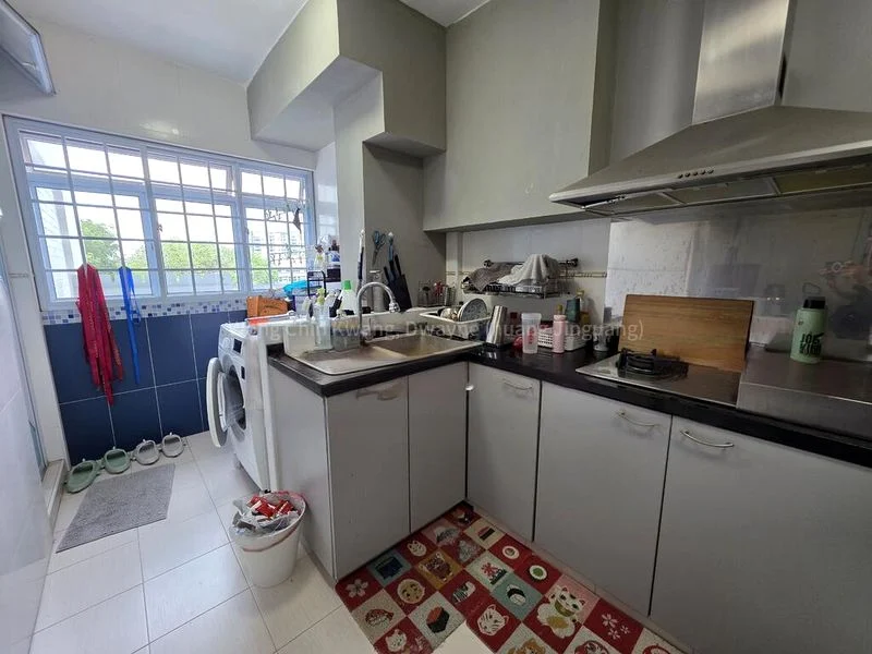 Maisonette HDB for Sale in  318 Serangoon Avenue 2 - Image 3