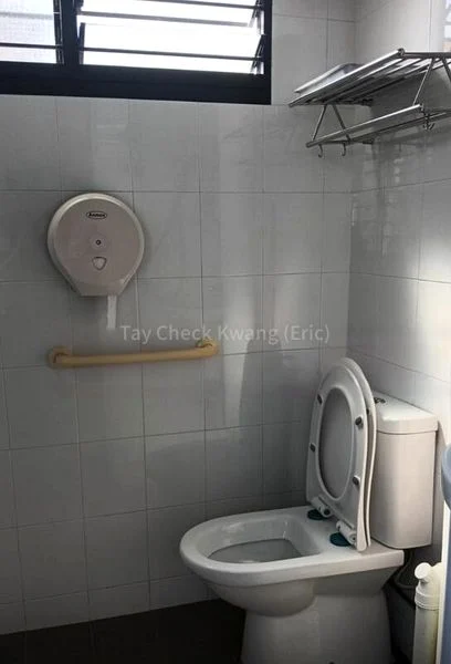 Room (HDB) for Rent in  122 Geylang East Central - Image 3