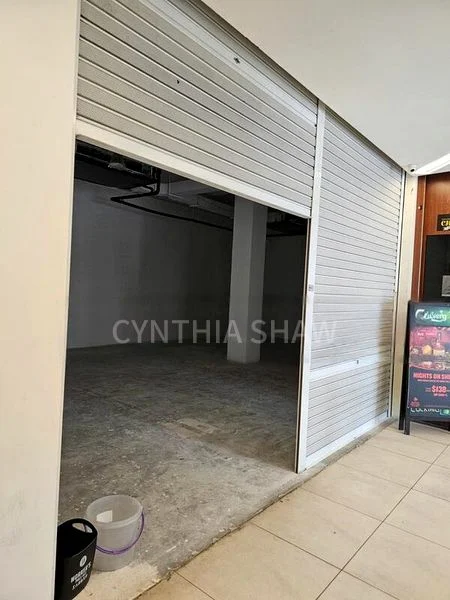 Shop / Shophouse for Rent: Trio, 3-Storey Corner Shop for Rent on Lorong 4 Toa Payoh - Image 2