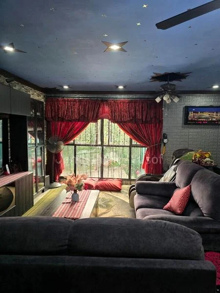 5 Room (5I) HDB for Sale in  305D Anchorvale Link - Image 2