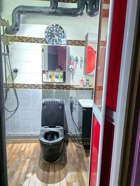 5 Room (5I) HDB for Sale in  305D Anchorvale Link - Image 10