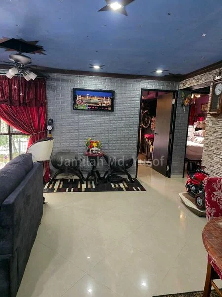 5 Room (5I) HDB for Sale in  305D Anchorvale Link - Image 3