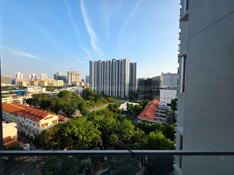 3 Bed Condo for Rent in  Kerrisdale - Image 1