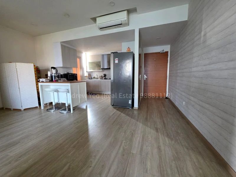 3 Bed Condo for Rent in  Kerrisdale - Image 3