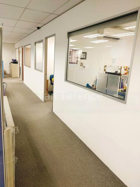 Light Industrial (B1) for Rent: Leong Huat Building - Image 4