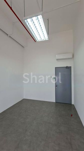 Light Industrial (B1) for Rent: A'Posh BizHub - Image 5